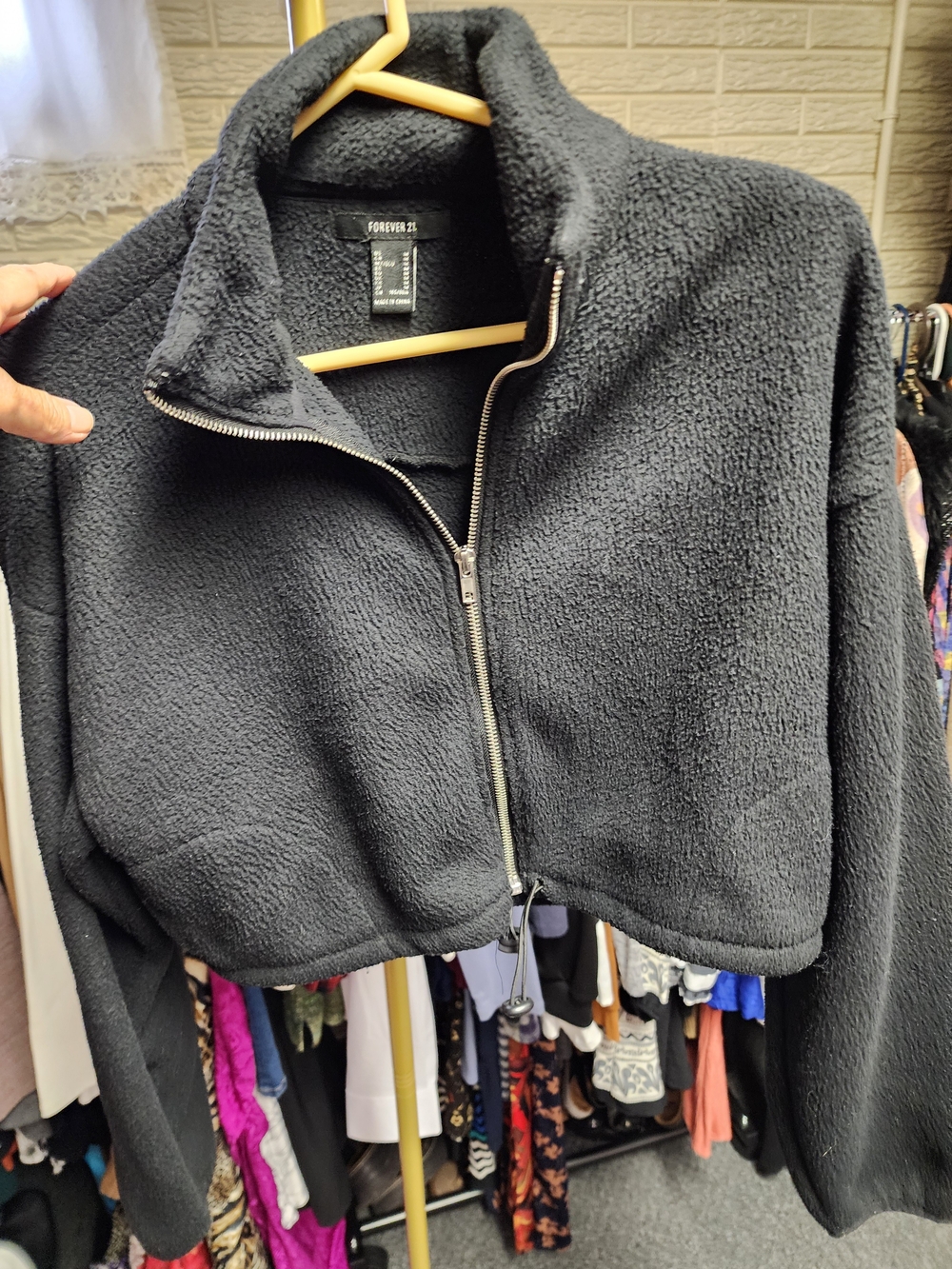 Forever 21 Black Cropped Sherpa Zip Jacket